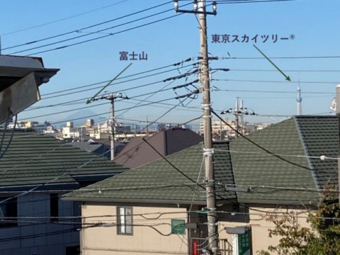 午後5時に富士山と東京スカイツリー®を撮影